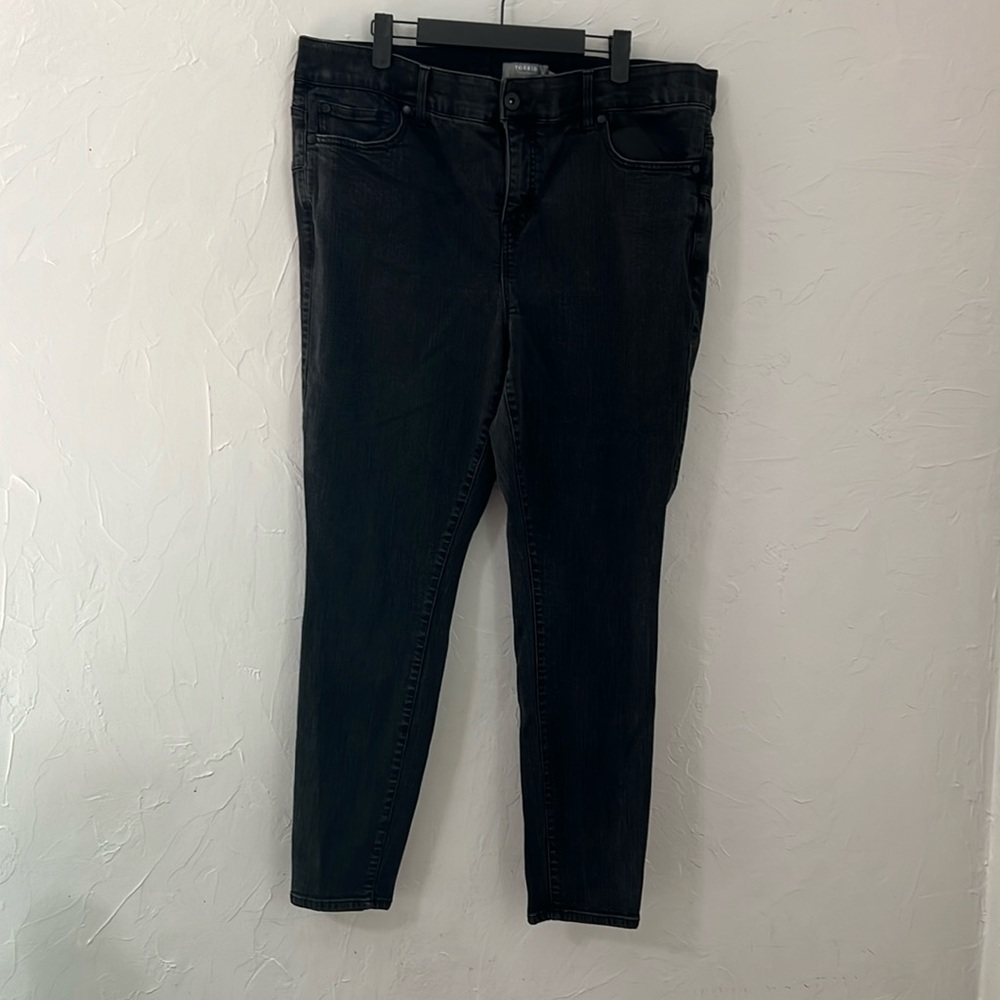 Torrid bombshell skinny 20r